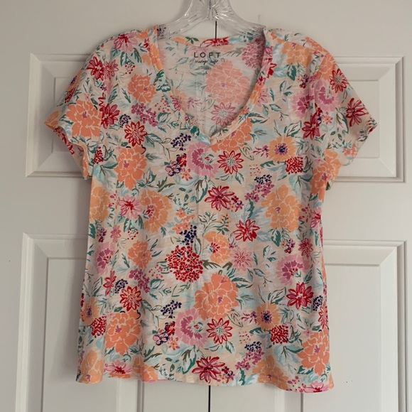 LOFT Tops - Loft Tee
